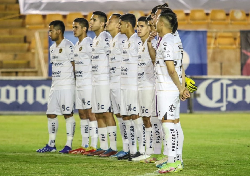 dorados de blanco