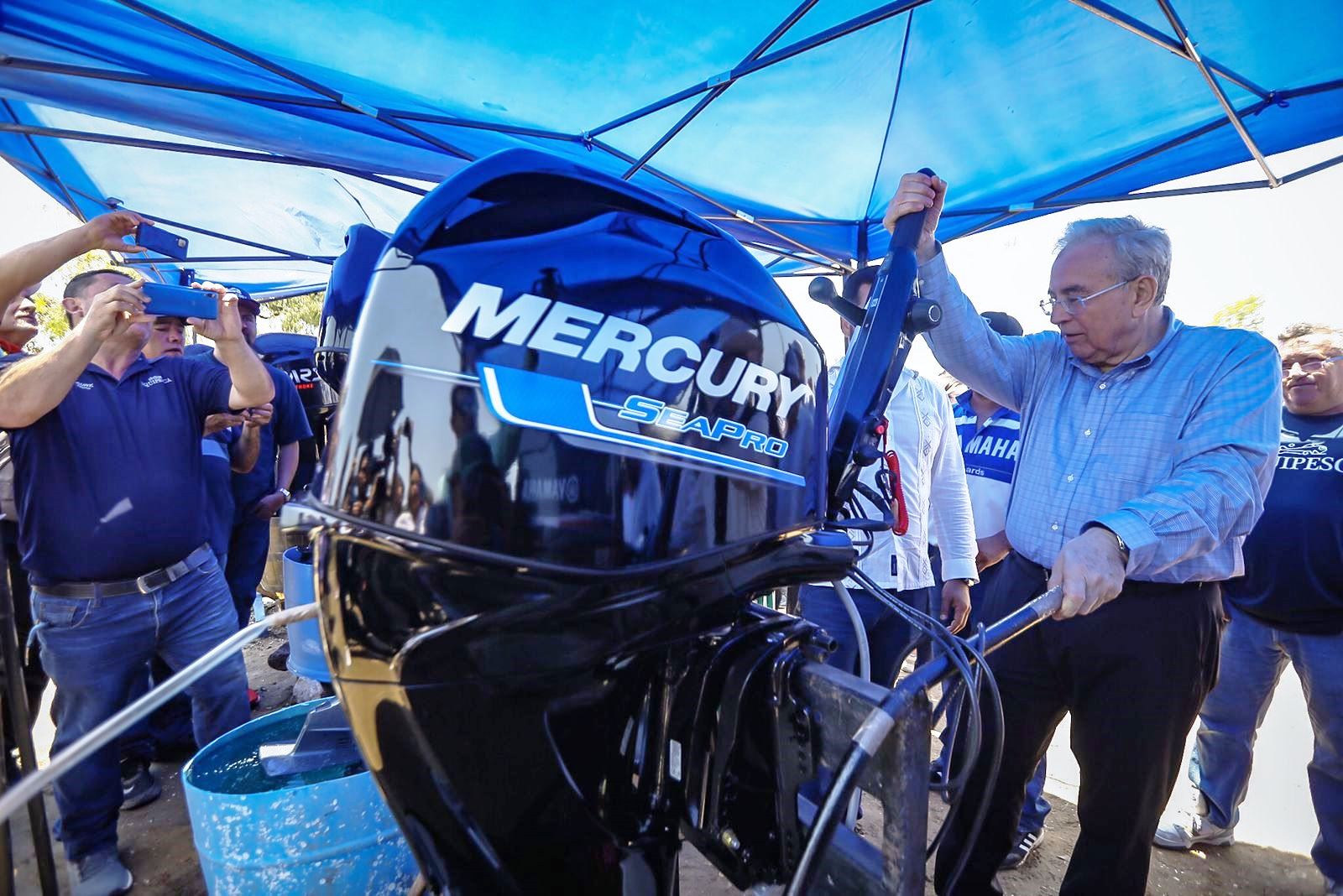 Rocha motor marino