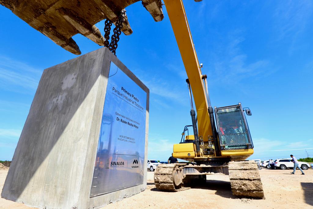 Tetakawui Mazatlan primera píedra