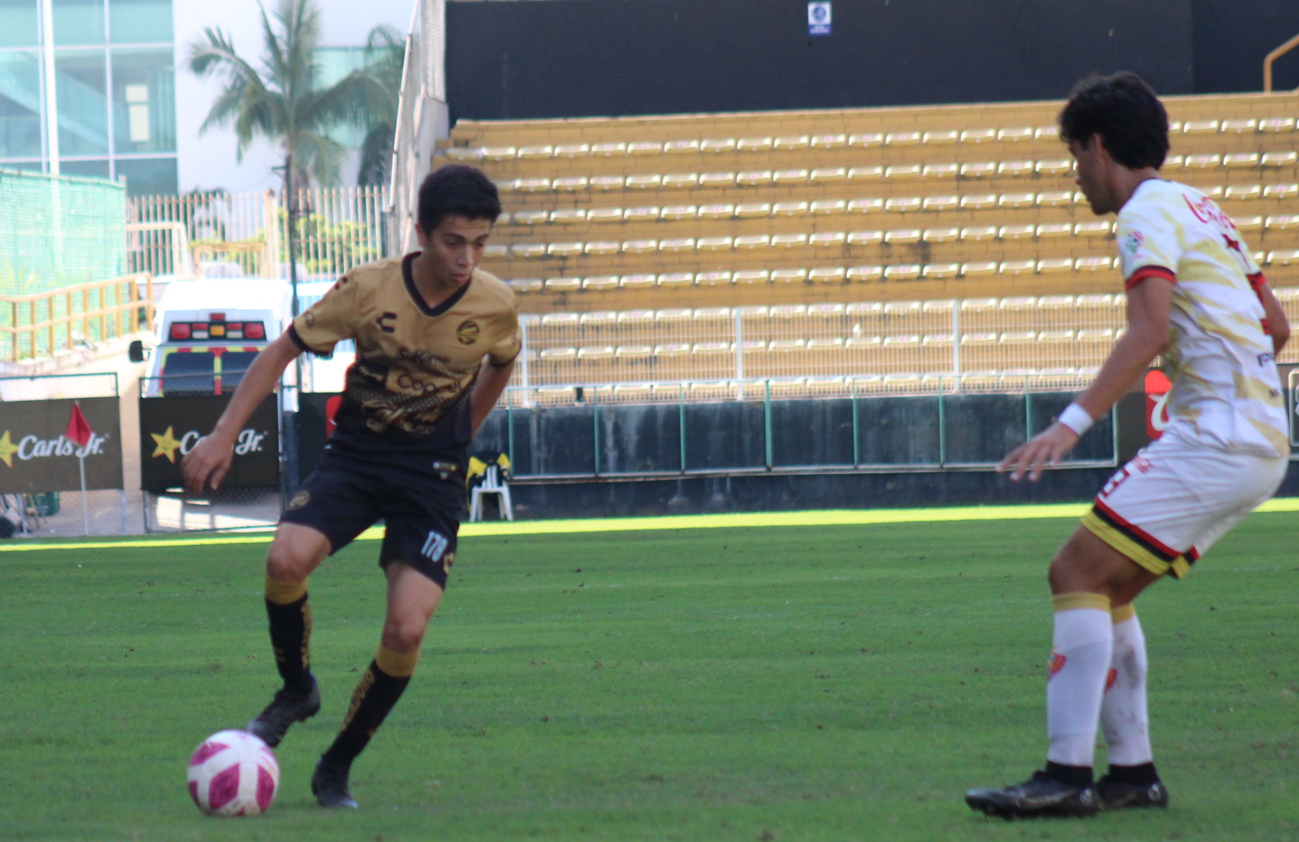 DEFENSA 178 BUENA