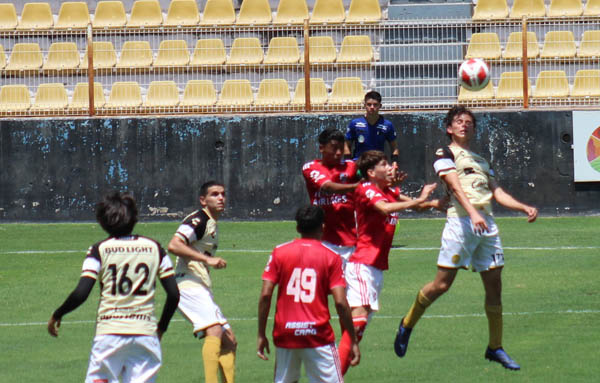 no alcanza l a cabeza